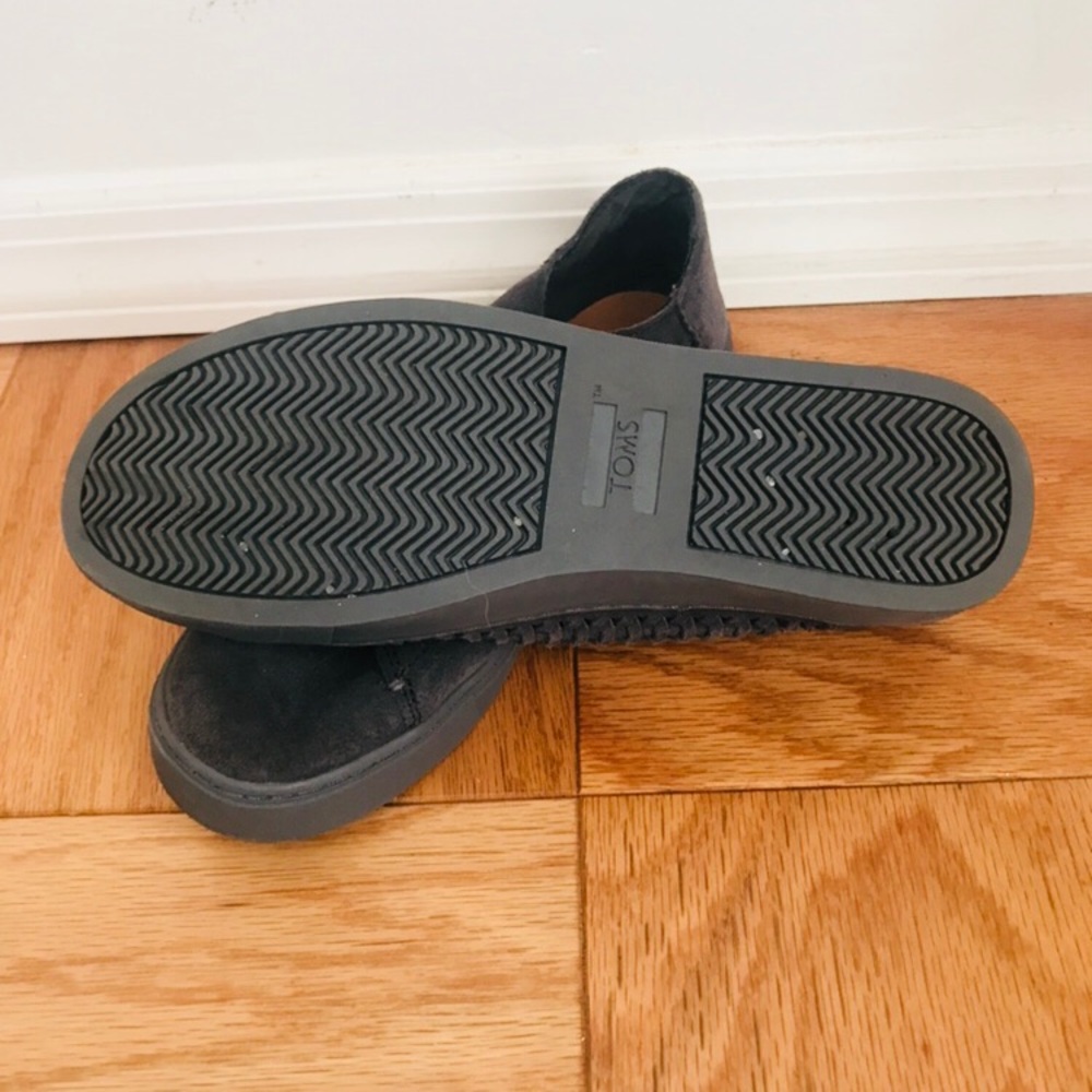 Shoes - Picture 5 of 5